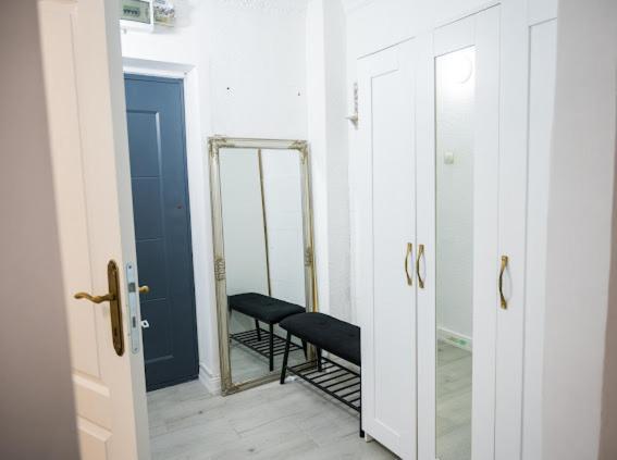 Escape Aparthotel Сучеава Екстериор снимка